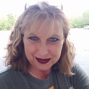 Meet your Posher, Letitia